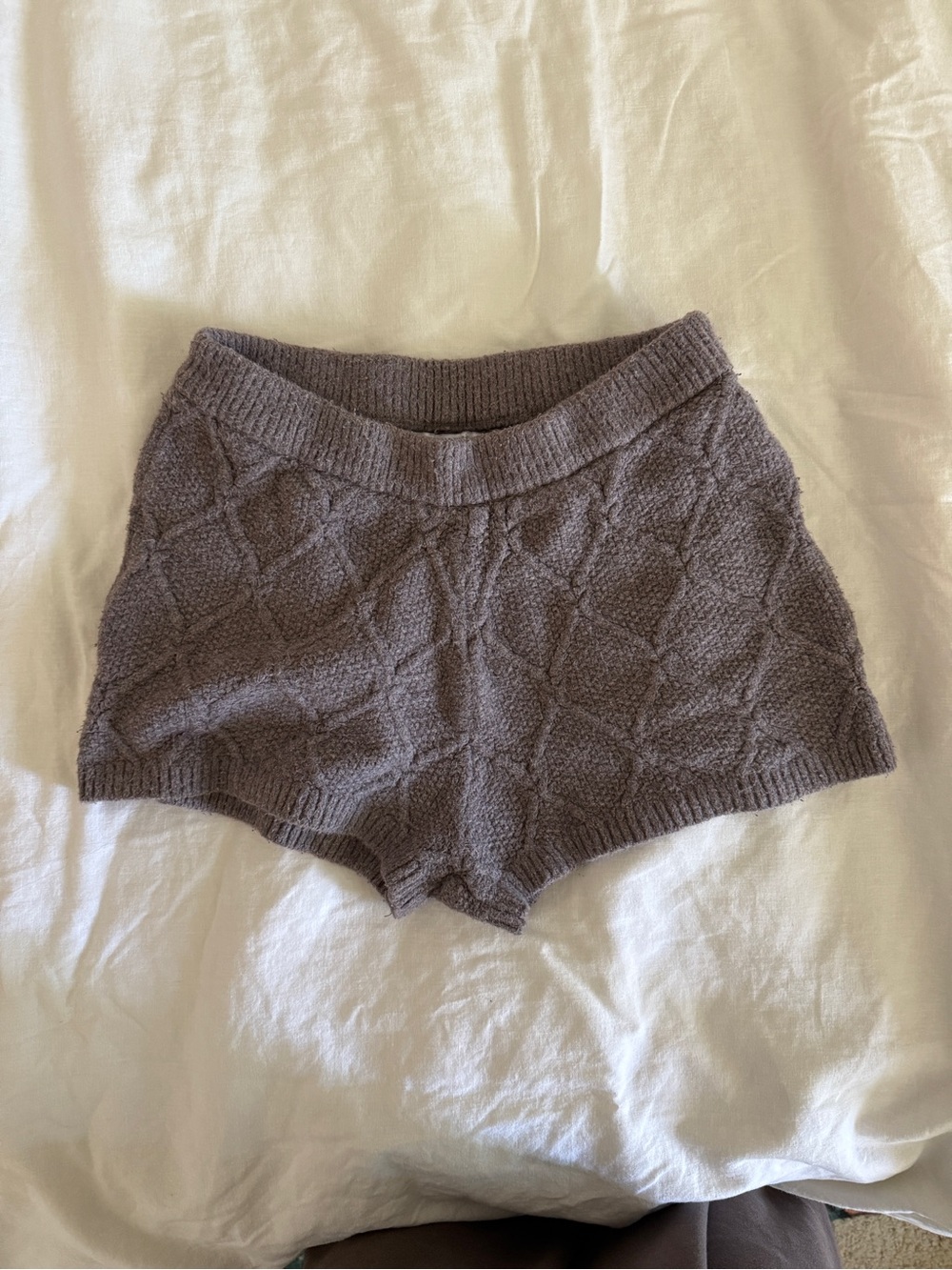 Old Navy Knit Cable-Pattern Women's Shorts in Taupe Gray